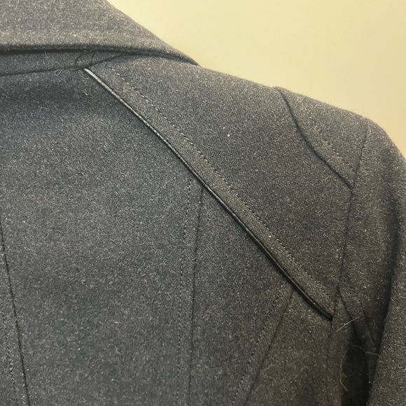 GUESS Women's Double Breasted Charcoal Pea Coat with belt, Size M - Picture 3 of 5